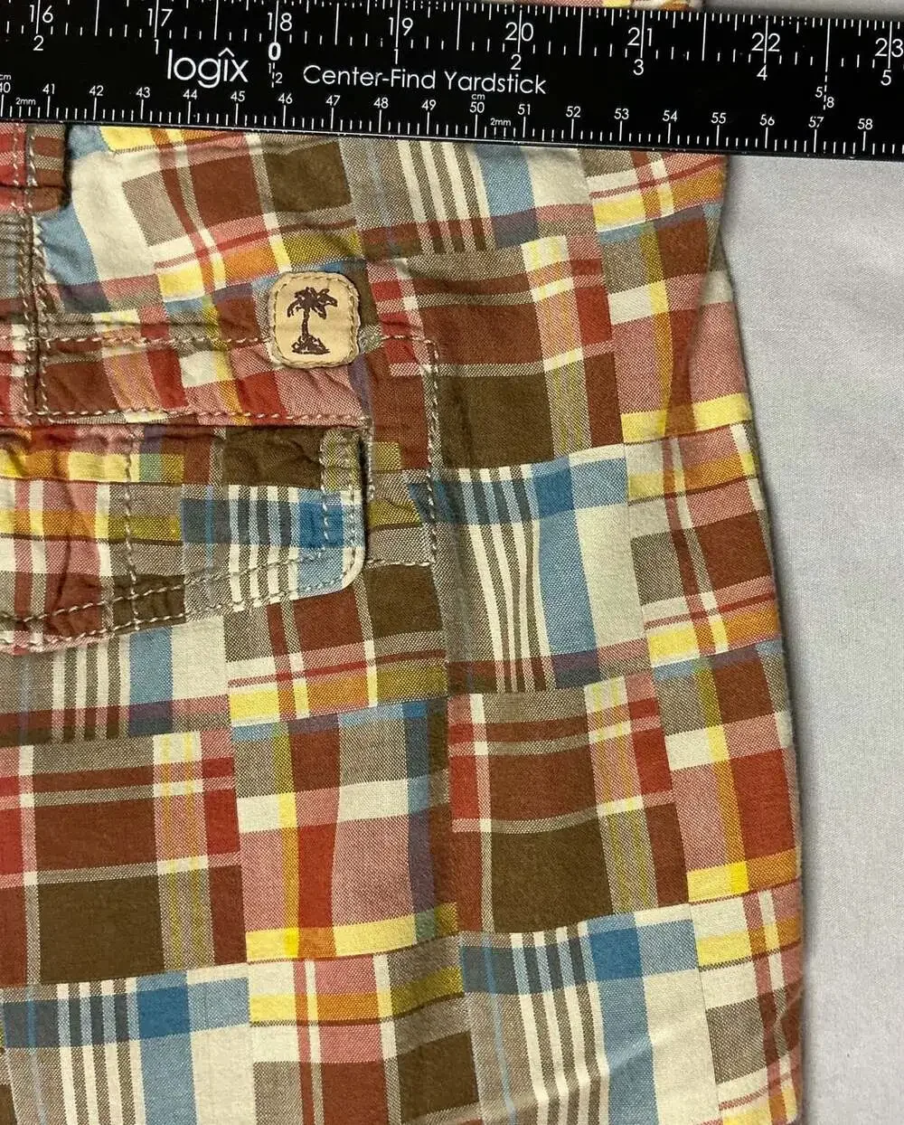 Tommy Bahama Plaid Cargo Shorts Size 42 Multi Cotton